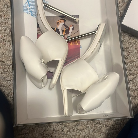 Jeffrey Campbell Bow heels - Picture 2 of 5